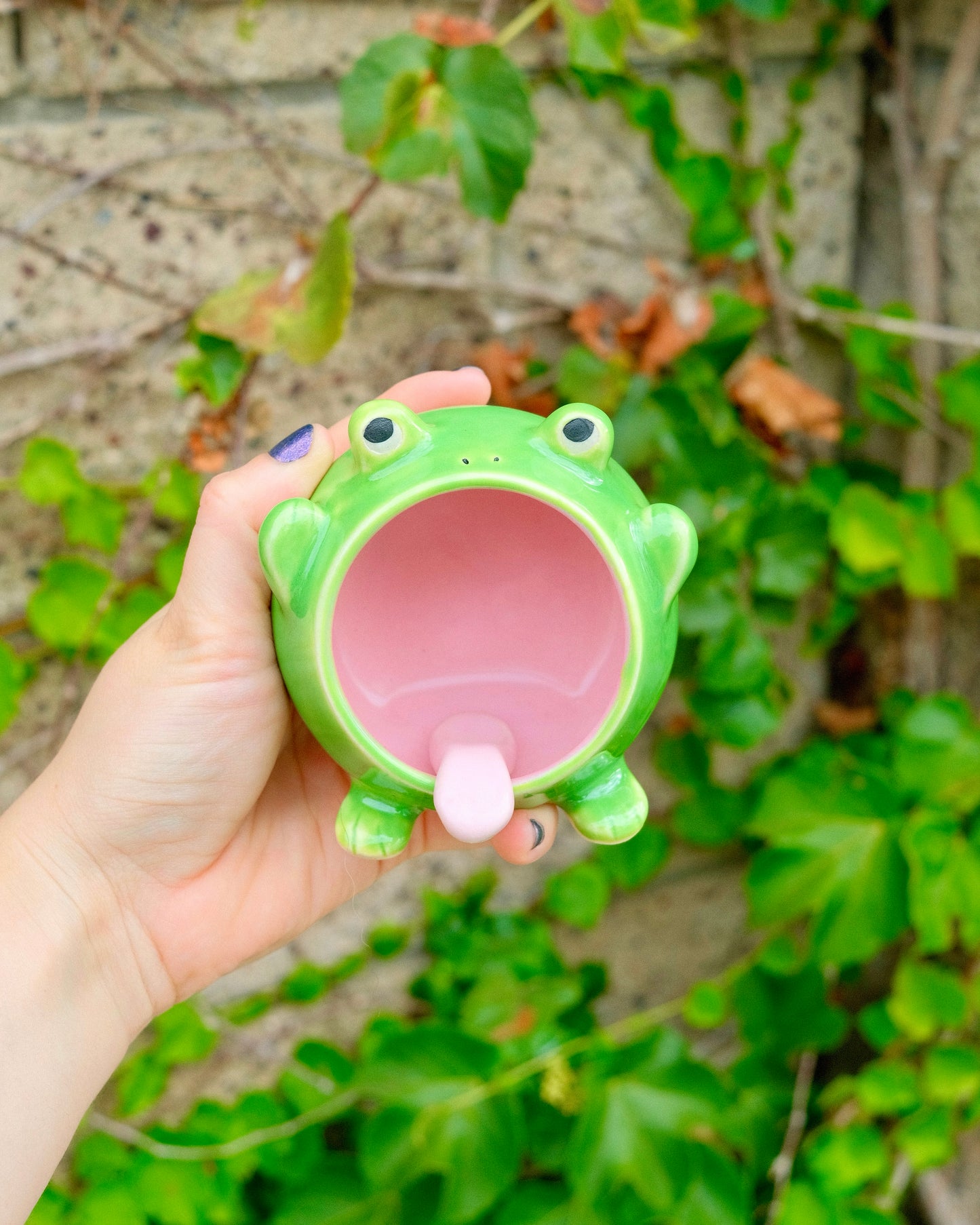 Froggy Salt Cellar - Bright Green