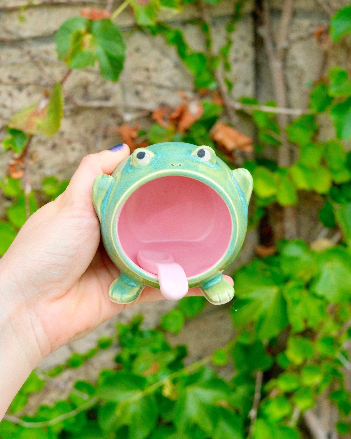Froggy Salt Cellar - Translucent Blue Green